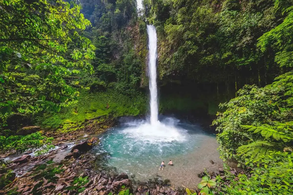 la fortuna waterfall