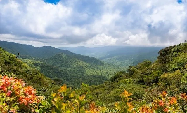 "Panoramic mountain view of hidden gems in Costa Rica and the best places to visit for nature lovers"